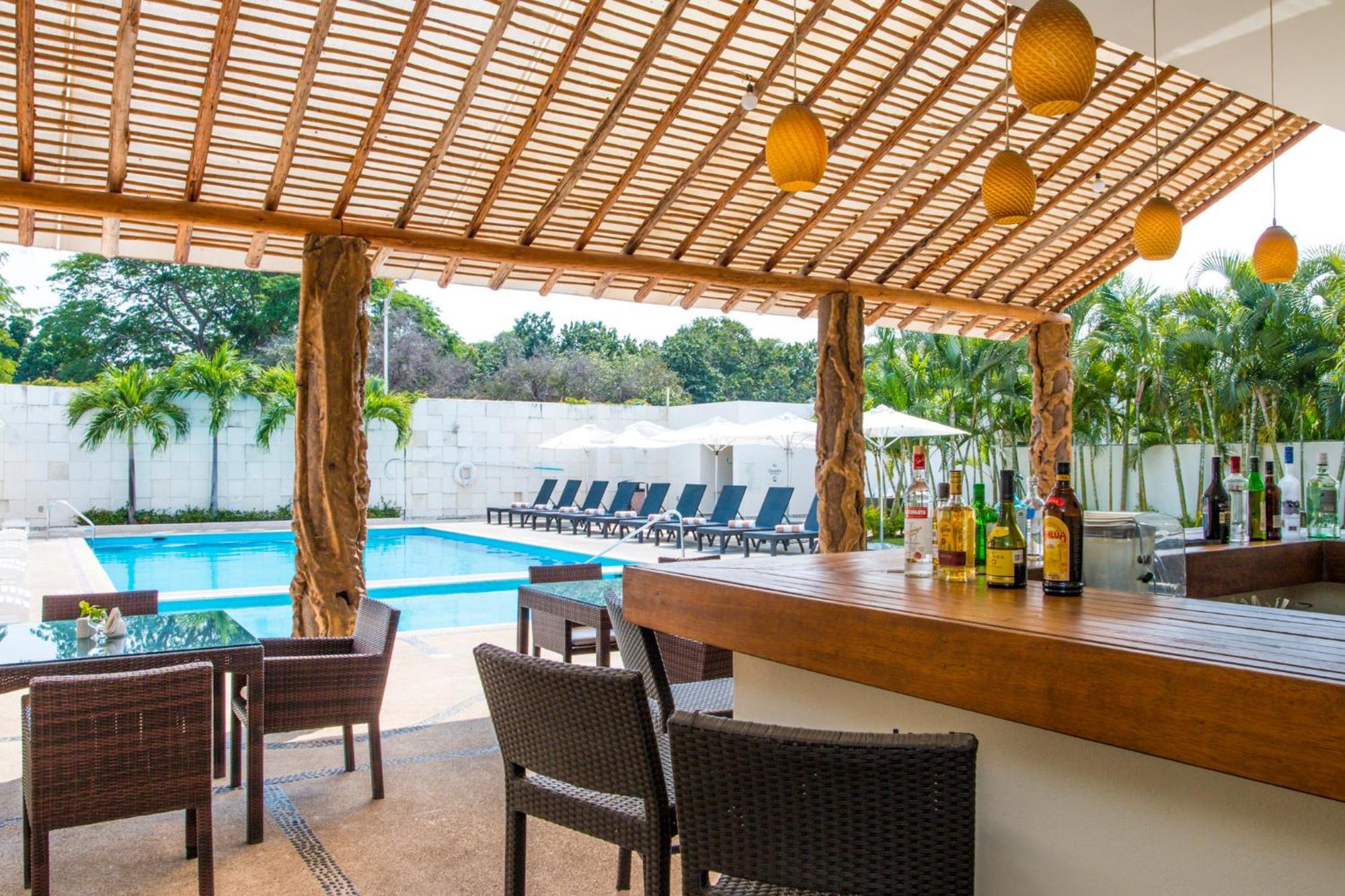 Holiday Inn Acapulco La Isla By Ihg Exterior photo