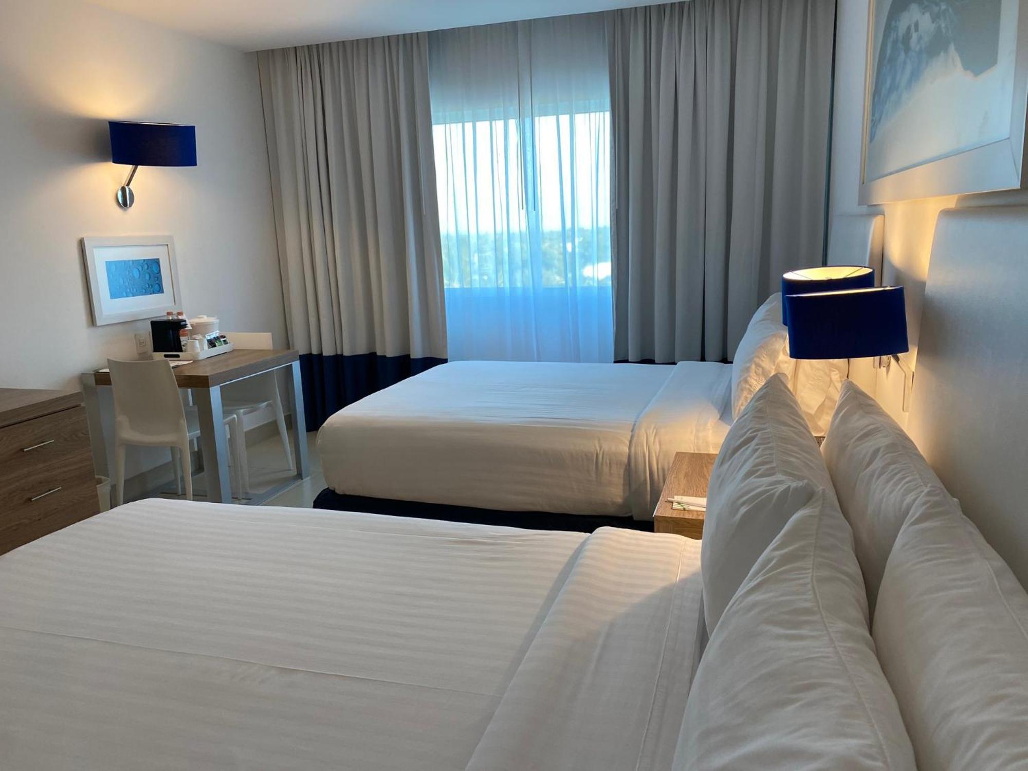Holiday Inn Acapulco La Isla By Ihg Exterior photo